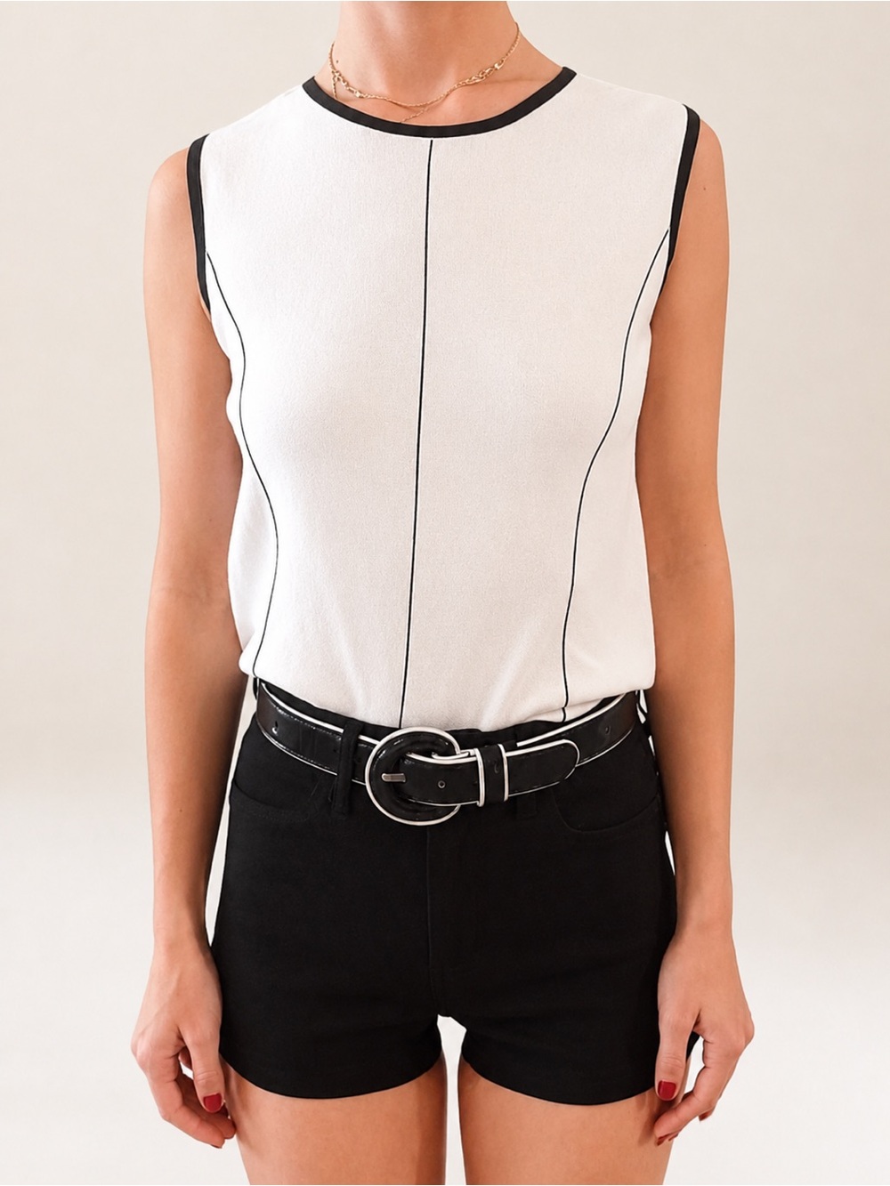 Vintage Shego’s Two Tone White Black Knit Sleeveless Tank Top Blouse Shirt - L